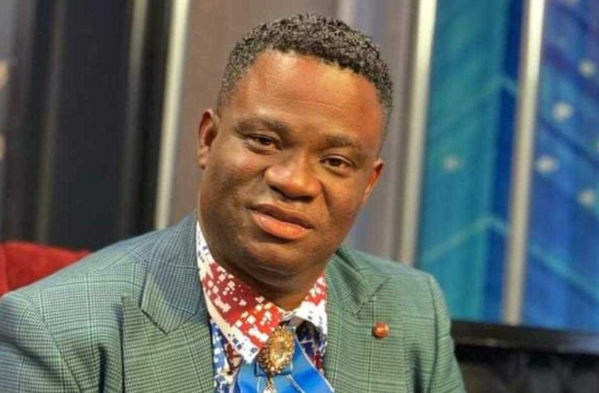 Great Ampong apologises to Mahama over controversial campaign song