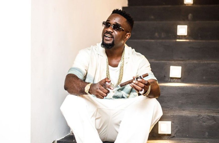 Responses from Sarkodie to Mahama’s remarks regarding neocolonialism and Africa’s mineral resources